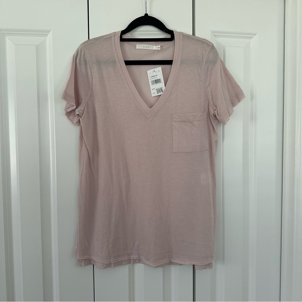 NWT Lush Short Sleeve Relaxed V-neck Tee - Blush